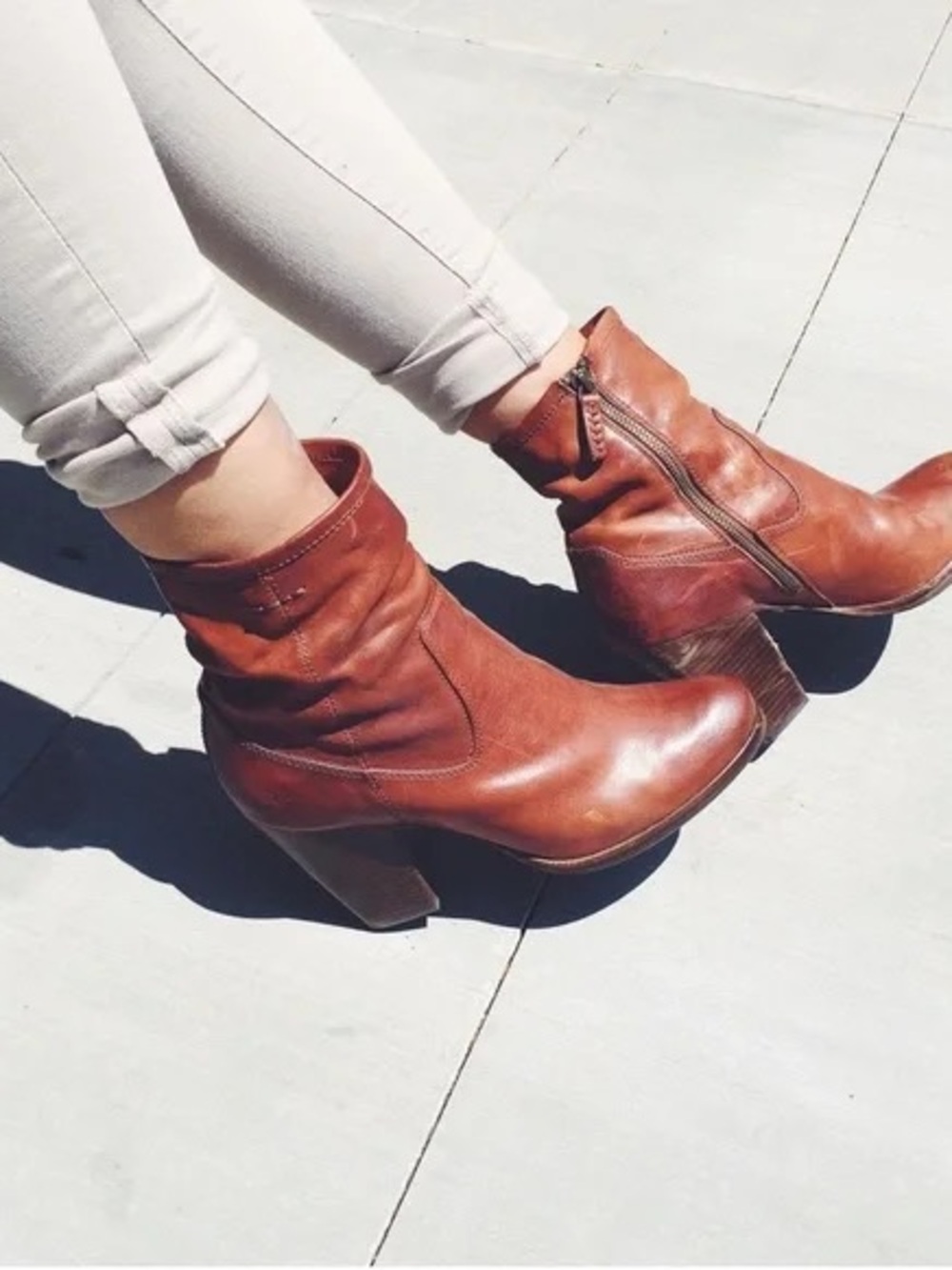 FRYE Patty Artisan Zip Bootie